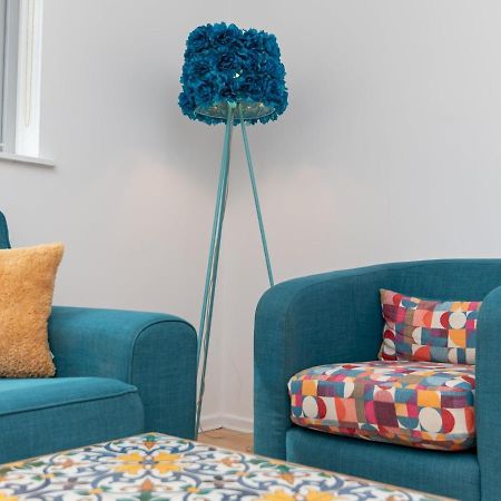 Pass The Keys Bright Modern One Bed Apartment - Bath City Centre Eksteriør billede