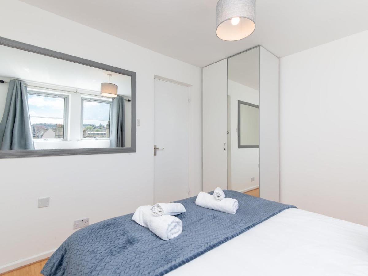Pass The Keys Bright Modern One Bed Apartment - Bath City Centre Eksteriør billede