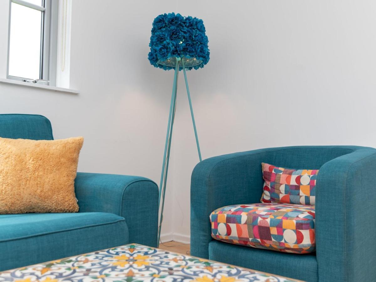 Pass The Keys Bright Modern One Bed Apartment - Bath City Centre Eksteriør billede