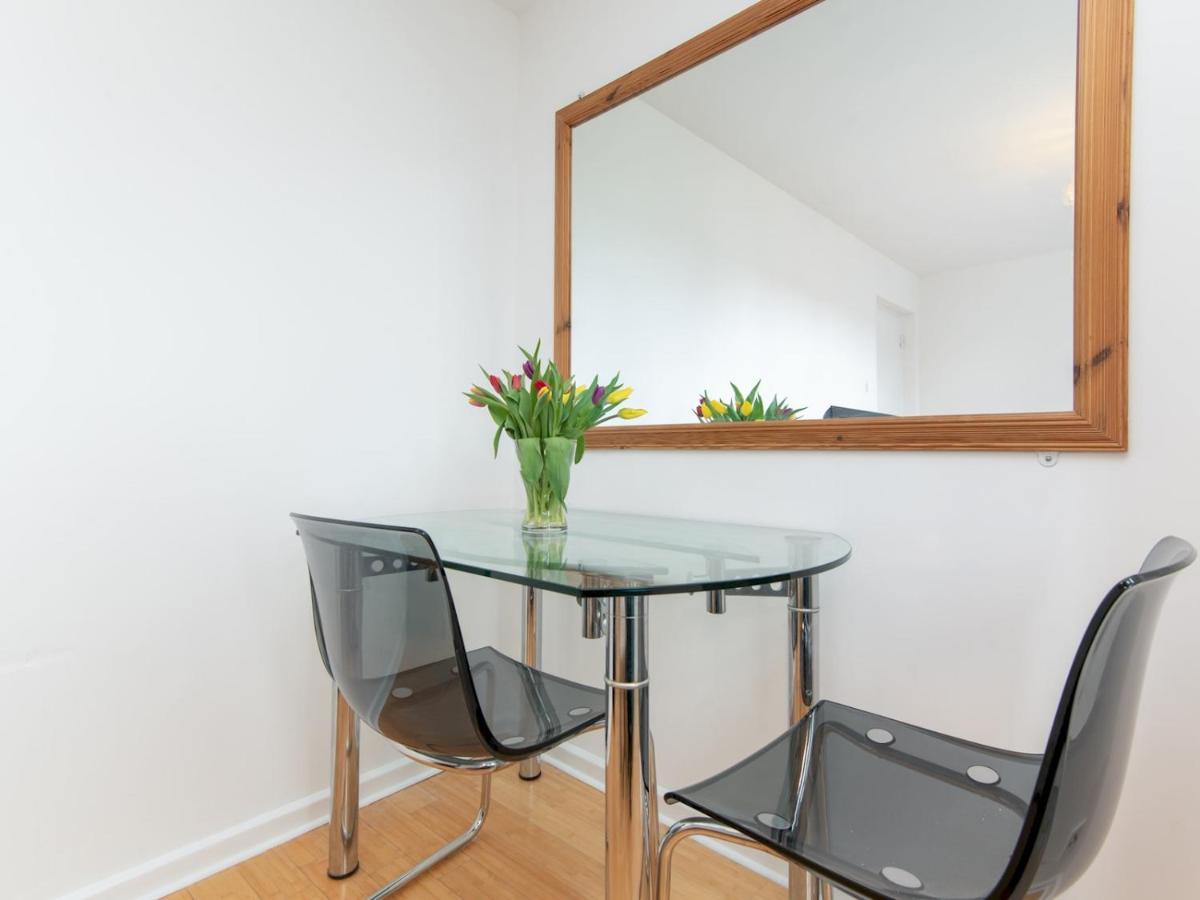 Pass The Keys Bright Modern One Bed Apartment - Bath City Centre Eksteriør billede